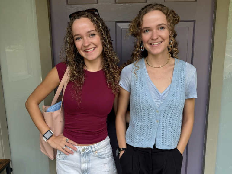 Mariah en Makayla Madill